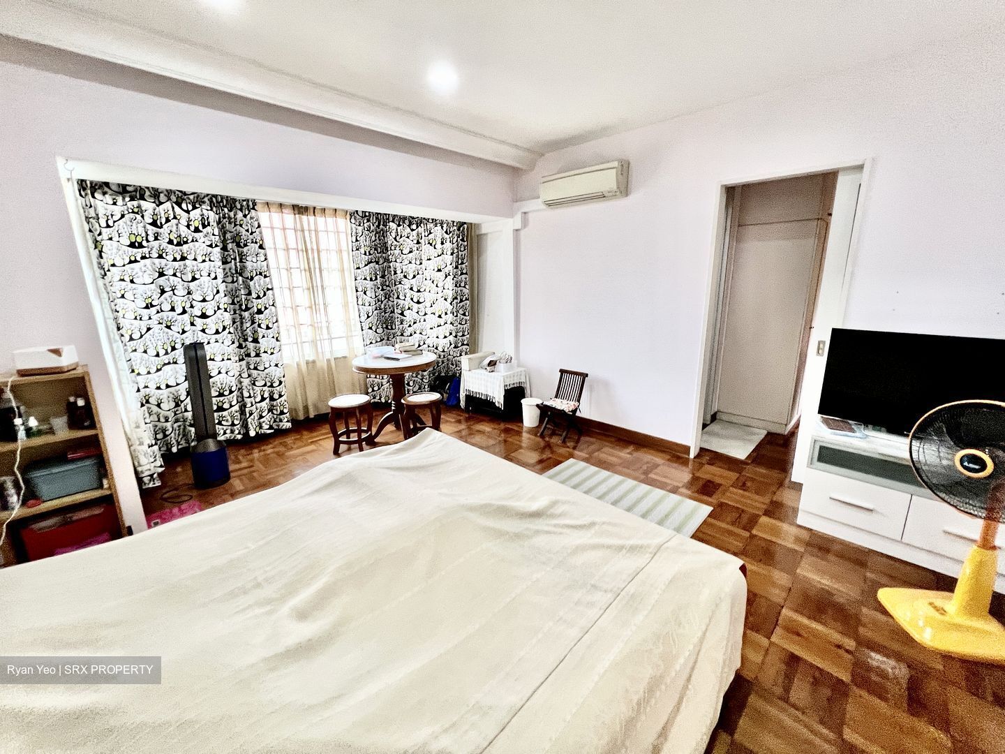 Hong Leong Garden (D5), Terrace #403518971